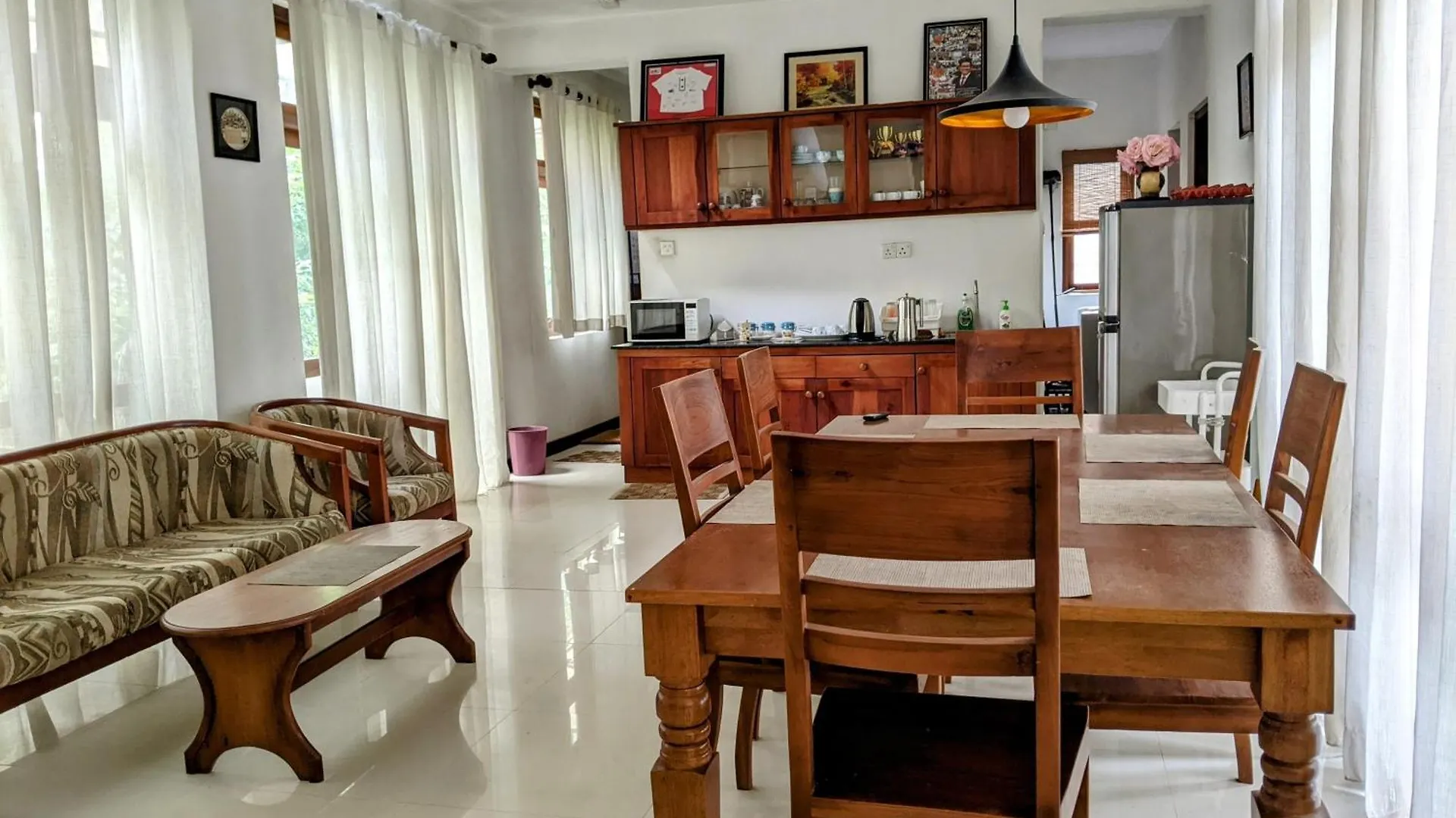 Ellenbrook Inn Kandy Homestay